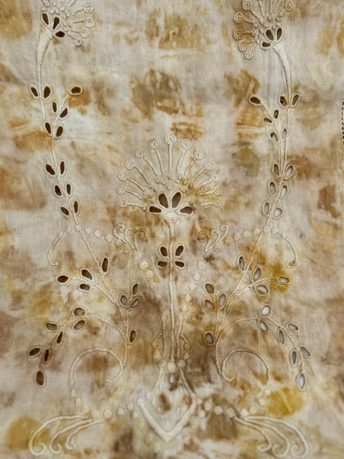 Vintage Linen Table Runner in Yellow Multi