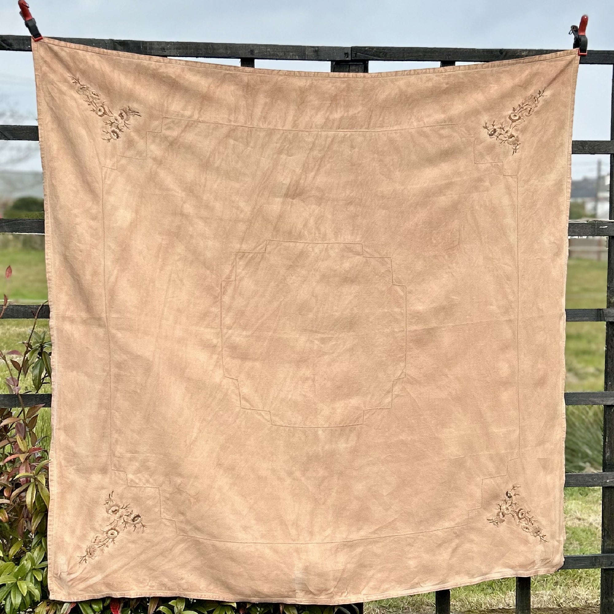 Linen Vintage Square Table Cloth and Set of 4 Napkins with embroidered detail in Clay Pink